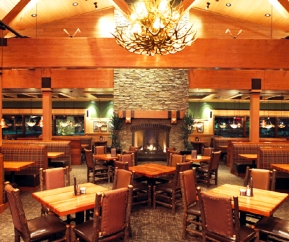 Claimjumper-Inside